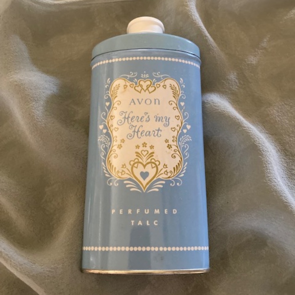 1968 Avon Here's My Heart Perfumed Talc 🤍